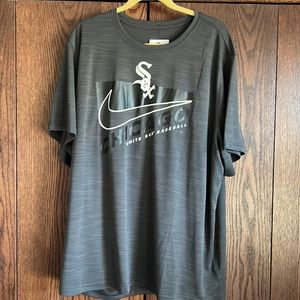 Nike Dri-fit Chicago white Sox shirt